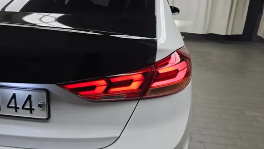 Hyundai AD 1.6 2016 23