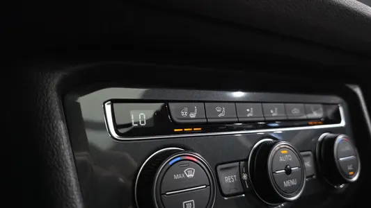 Volkswagen 2 2.0 TDI 2020 32