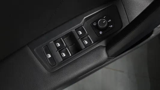 Volkswagen 2 2.0 TDI 2020 34