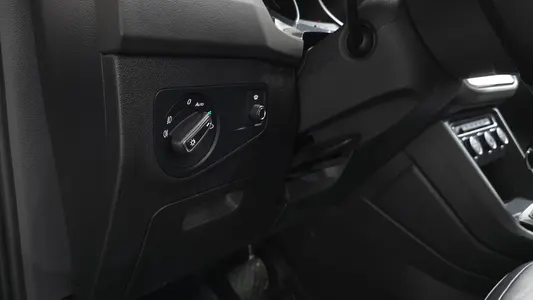 Volkswagen 2 2.0 TDI 2020 29
