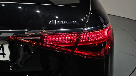 Mercedes-Benz S-Class W223 S580L 4MATIC 2022 23