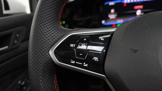Volkswagen 8 2.0 GTI 2022 17