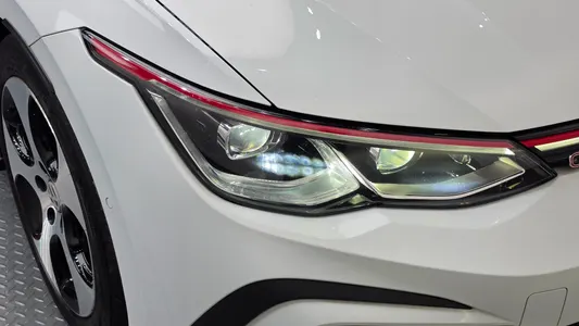 Volkswagen 8 2.0 GTI 2022 22