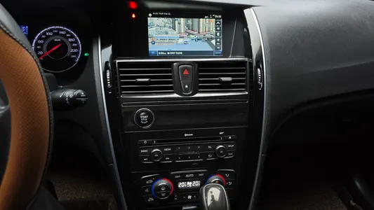 Renault Korea SM7 LPLI 2.0 LPe 2017 14