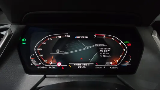 BMW 1 Series (F40) M135i xDrive 2021 8