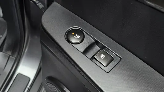 KG Mobility 코란도 스포츠 2.2 4WD 2017 17