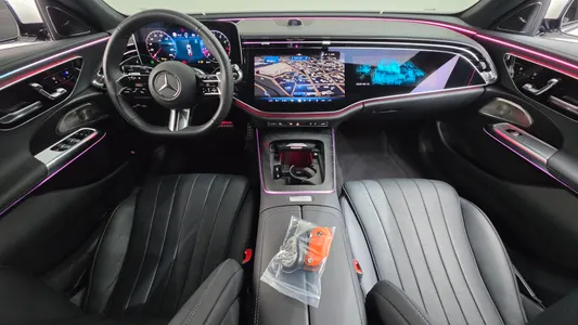 Mercedes-Benz E-Class W214 E300 4MATIC AMG Line 2024 7