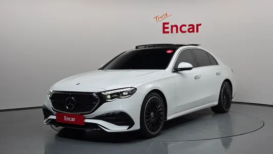 Mercedes-Benz E-Class W214 E300 4MATIC AMG Line 2024