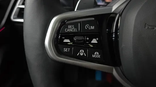 BMW 4 Series (G22) 420i M 2025 14