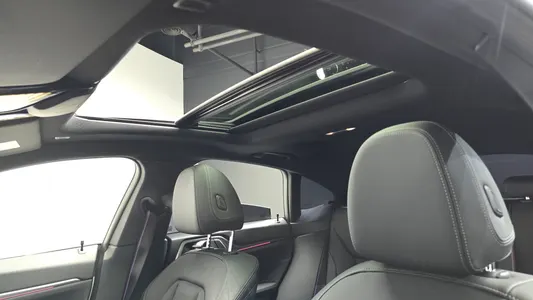 BMW 4 Series (G22) 420i M 2025 15