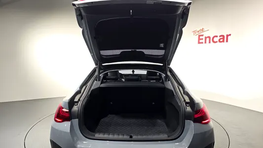 BMW 4 Series (G22) 420i M 2025 17
