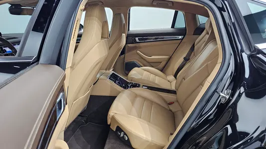 Porsche (971) 4.0 2018 12