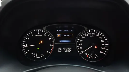 Nissan 4 3.5 4WD 2015 8