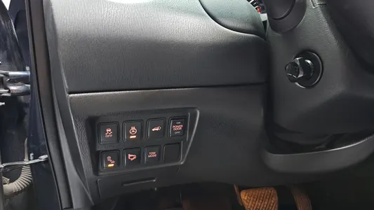 Nissan 4 3.5 4WD 2015 16