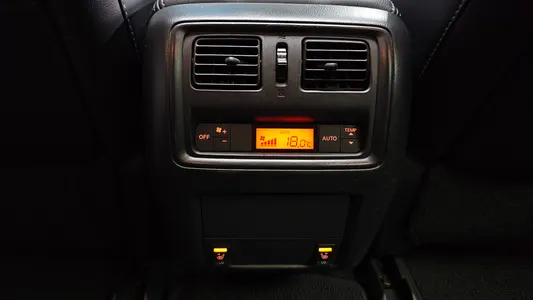 Nissan 4 3.5 4WD 2015 17