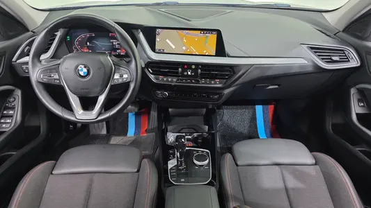 BMW 1 Series (F40) 118d 2021 7