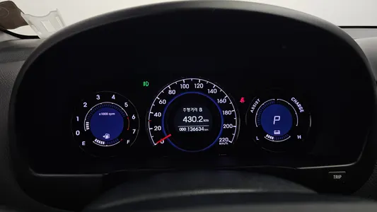 Hyundai 아반떼 하이브리드 HDeIII 2009 8