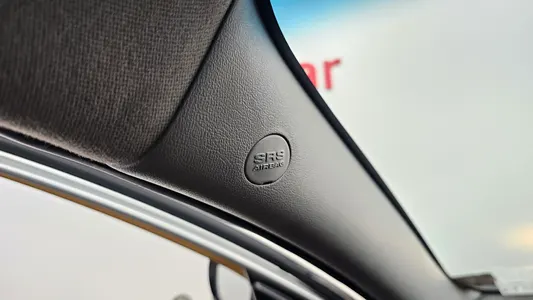Hyundai 아반떼 하이브리드 HDeIII 2009 17