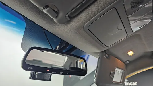 Hyundai 아반떼 하이브리드 HDeIII 2009 18