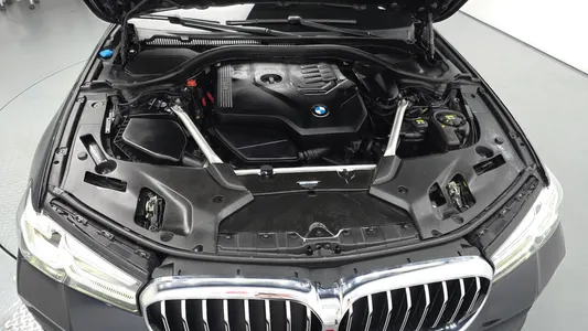 BMW 5 Series (G30) 530i xDrive M 2022 6