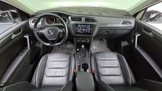 Volkswagen 2 2.0 TDI 2020 7