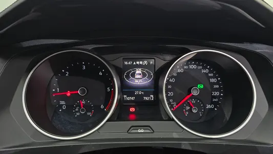 Volkswagen 2 2.0 TDI 2020 8
