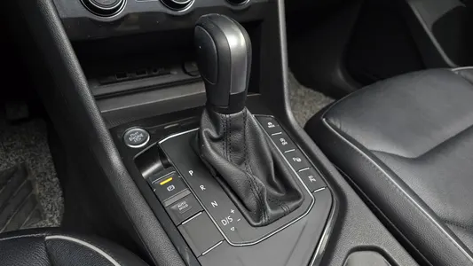 Volkswagen 2 2.0 TDI 2020 9