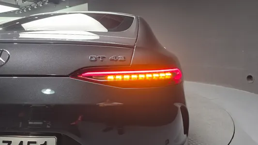 Mercedes-Benz AMG GT 4 43 4MATIC+ 2022 23