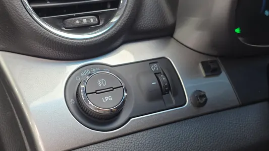 Chevrolet 올란도 LPG LTZ 2013 13