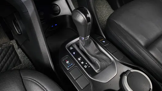 Hyundai DM (e-VGT) 2.0 2WD 2013 9