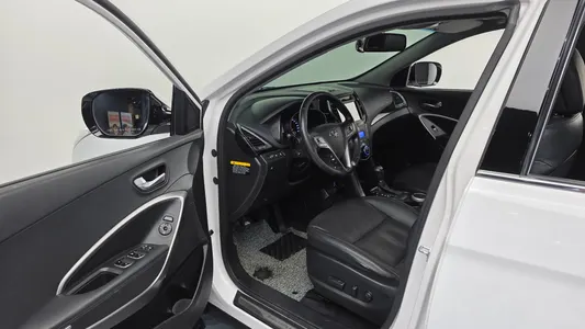 Hyundai DM (e-VGT) 2.0 2WD 2013 10