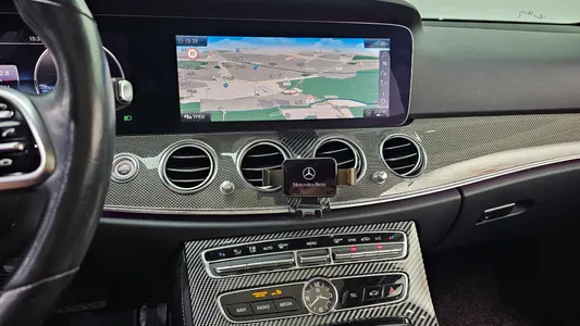 Mercedes-Benz E-Class W213 E300 4MATIC AMG Line 2019 14