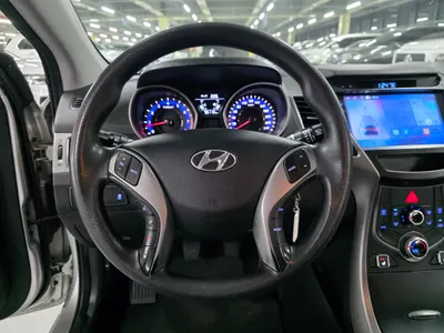 Hyundai 아반떼 1.6 GDi 2014 8