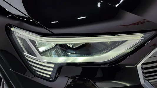 Audi e- 55 2023 22