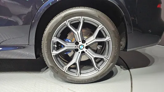 BMW X5 (G05) xDrive 40i M 2024 21