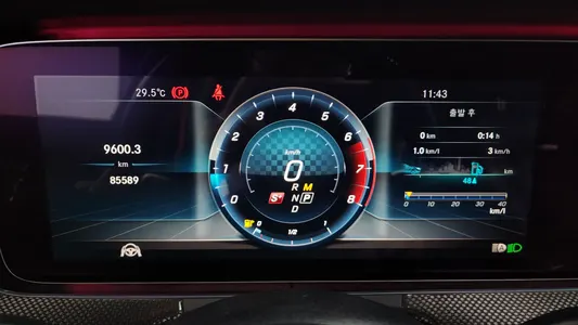 Mercedes-Benz E-Class W213 E43 AMG 4MATIC 2018 8