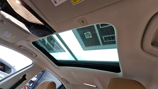 BMW 5 Series (G30) 520i 2018 18