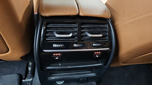BMW 5 Series (G30) 520i 2018 19
