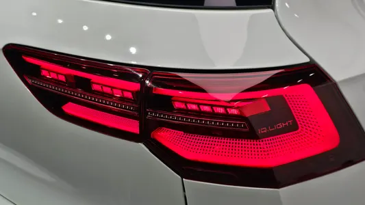 Volkswagen 8 2.0 TDI 2022 24