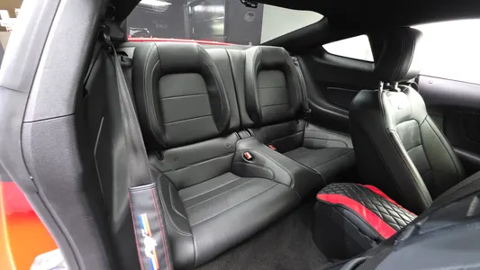 Ford 머스탱 2018 16