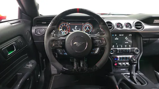 Ford 머스탱 2018 17