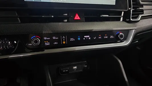 Kia 5 2.0 4WD 2023 19