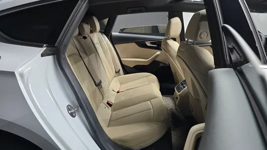 Audi A5 (F5) 40 TDI 2021 11