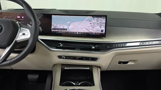 BMW X7 (G07) xDrive 40i 7 2025 14