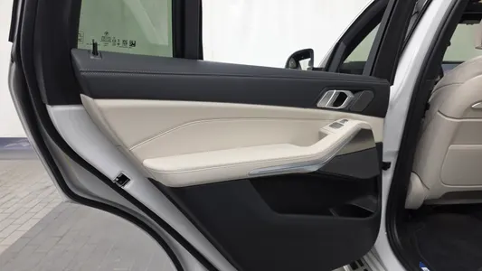 BMW X7 (G07) xDrive 40i 7 2025 25