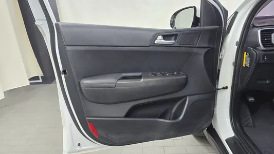 Kia 4 2.0 2WD 2017 24