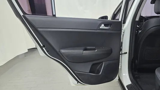 Kia 4 2.0 2WD 2017 25