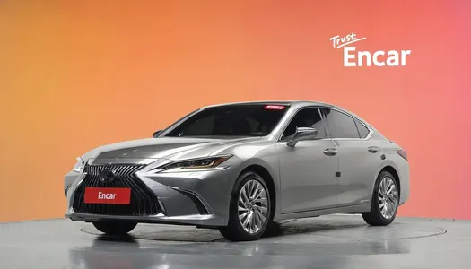 Lexus ES300h 7 2019