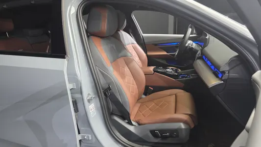 BMW 5 Series (G60) 530i xDrive M 2024 12