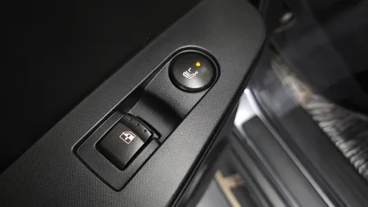 KG Mobility 코란도 스포츠 2.2 4WD 2017 32